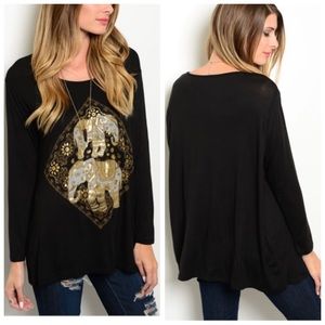 New💥! NEOMI black and gold graphic tee